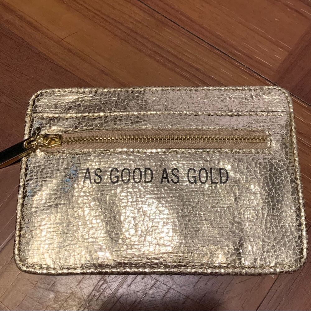 Gold metallic large cardholder and zipper location
